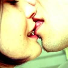 kiss...lips.jpeg